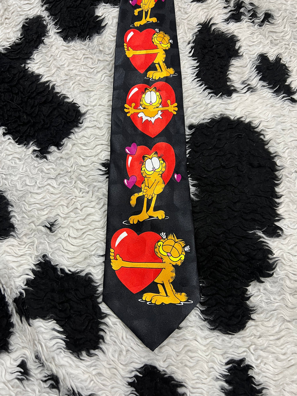 Garfield Hearts Tie