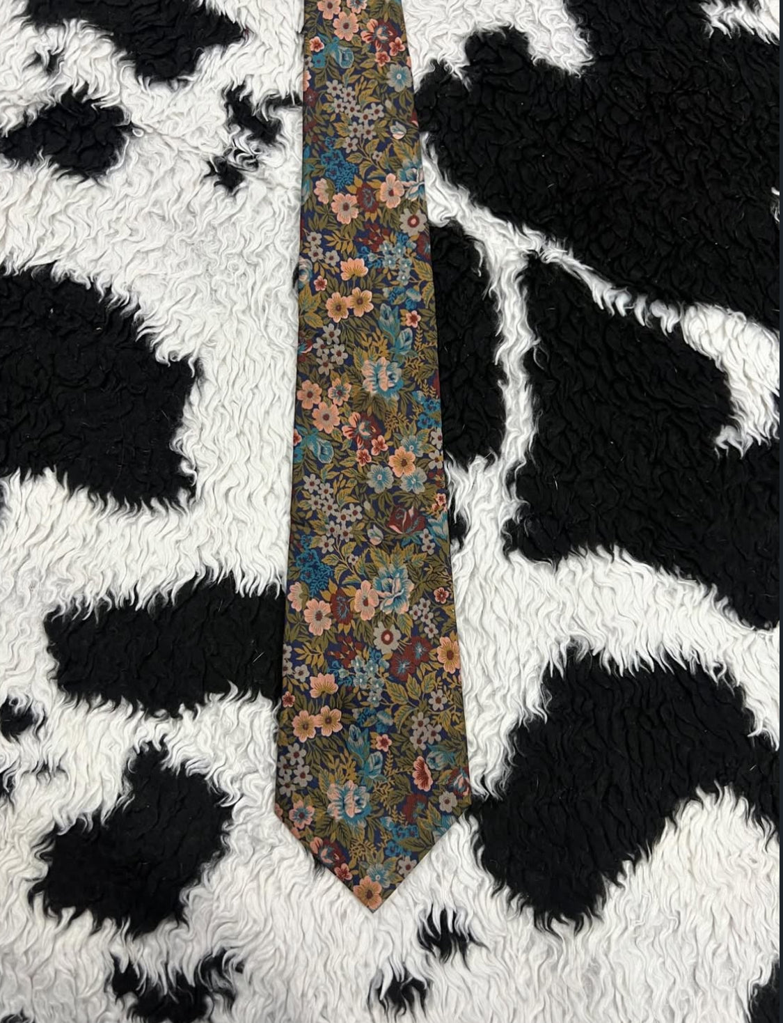 CANDA Floral Tie