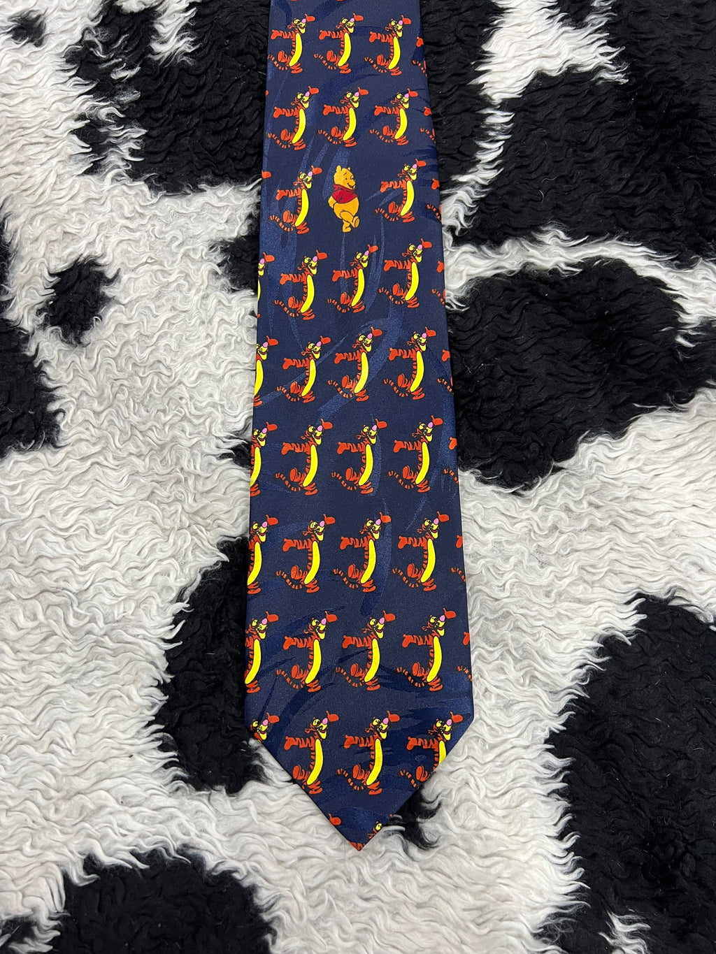 Tigger & Winnie the Pooh Tie