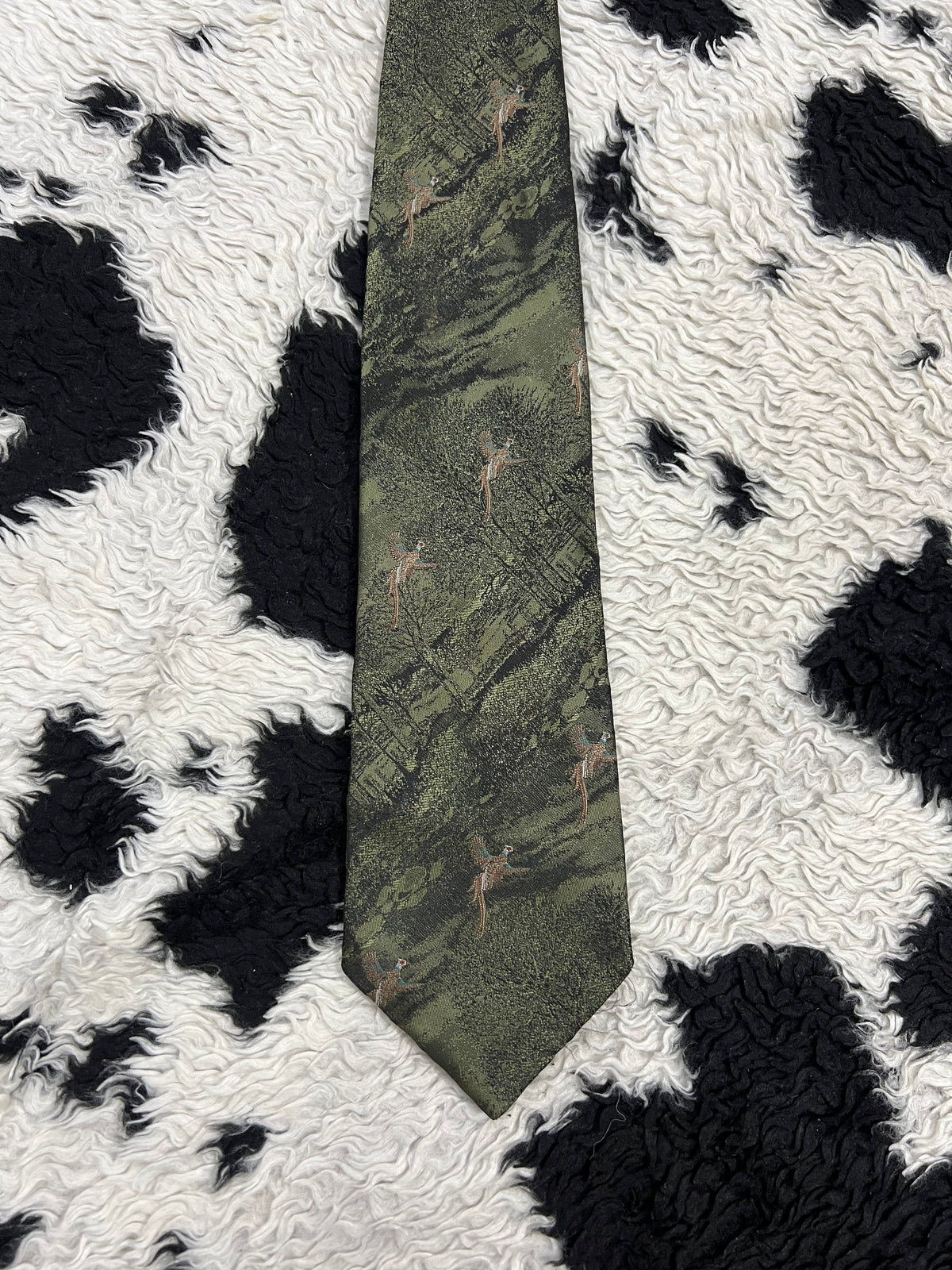 Embroidered Pheasants & Scenery Tie