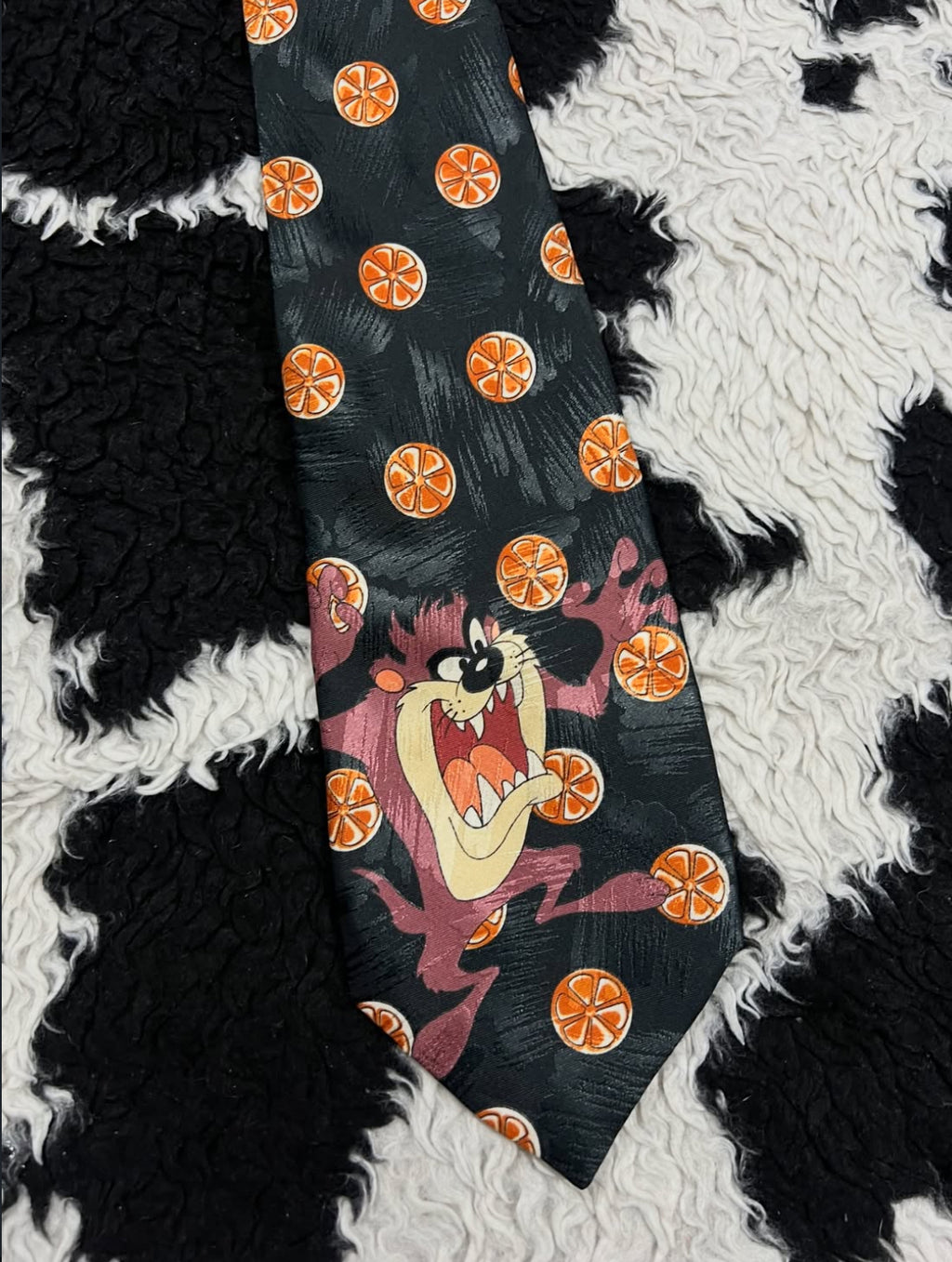 Vintage 1994 Tasmanian Devil Taz & Oranges Tie