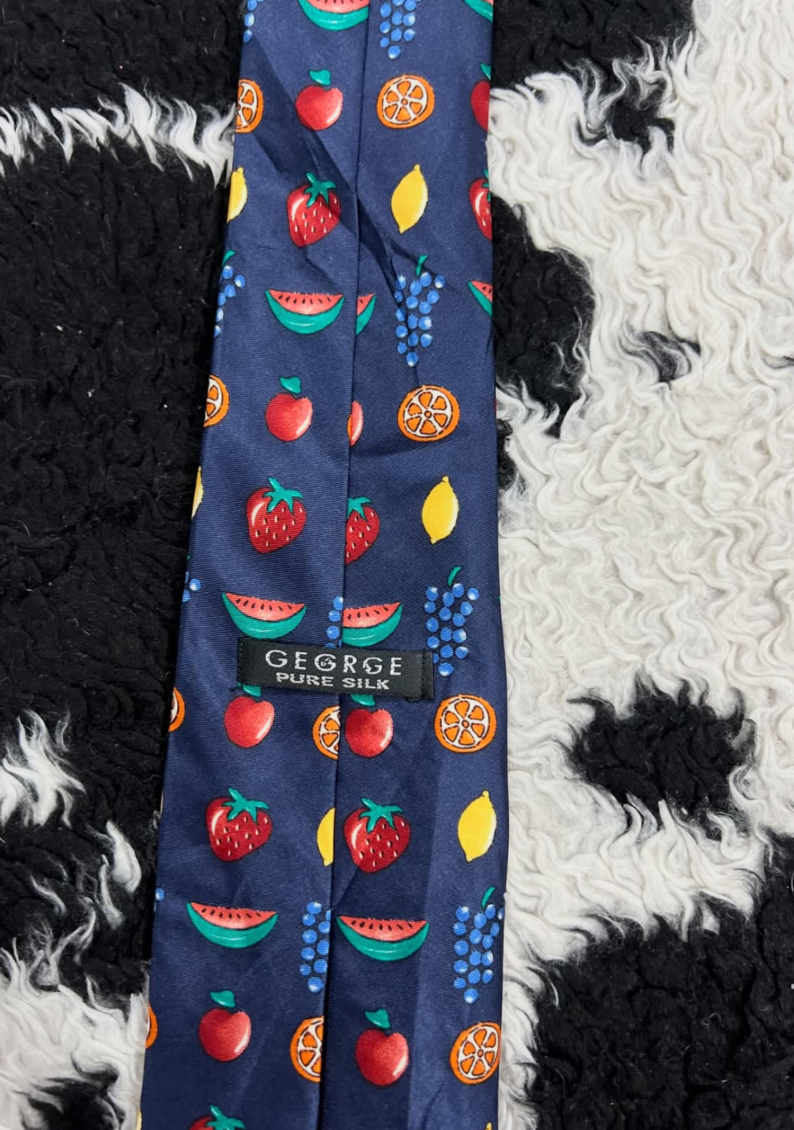 Strawberry & Fruits Tie