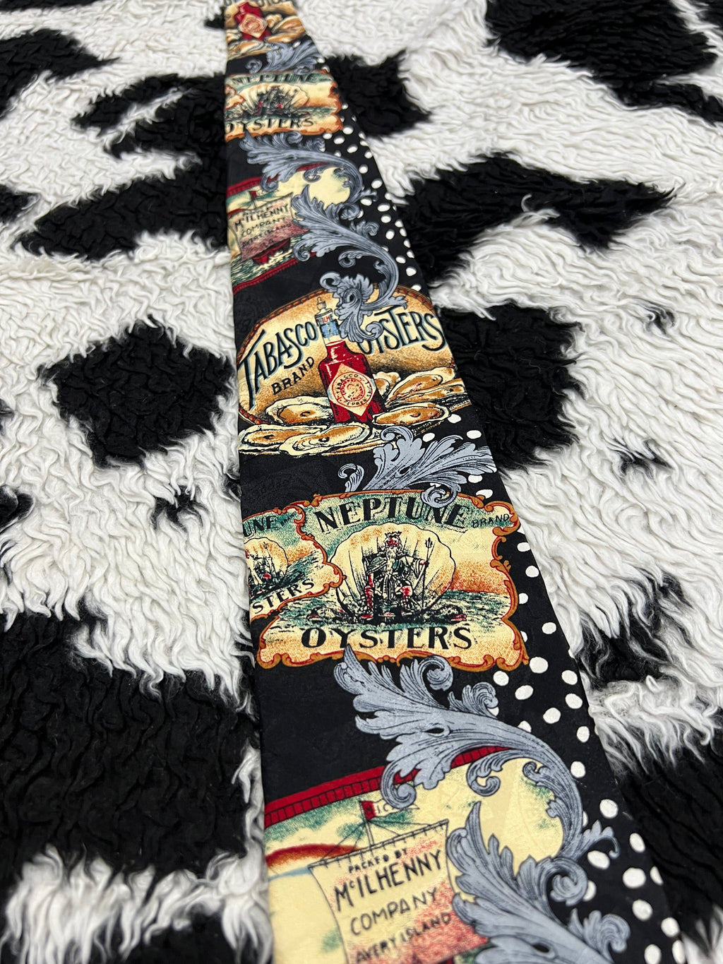 Tabasco Neptune Oysters Ships Tie