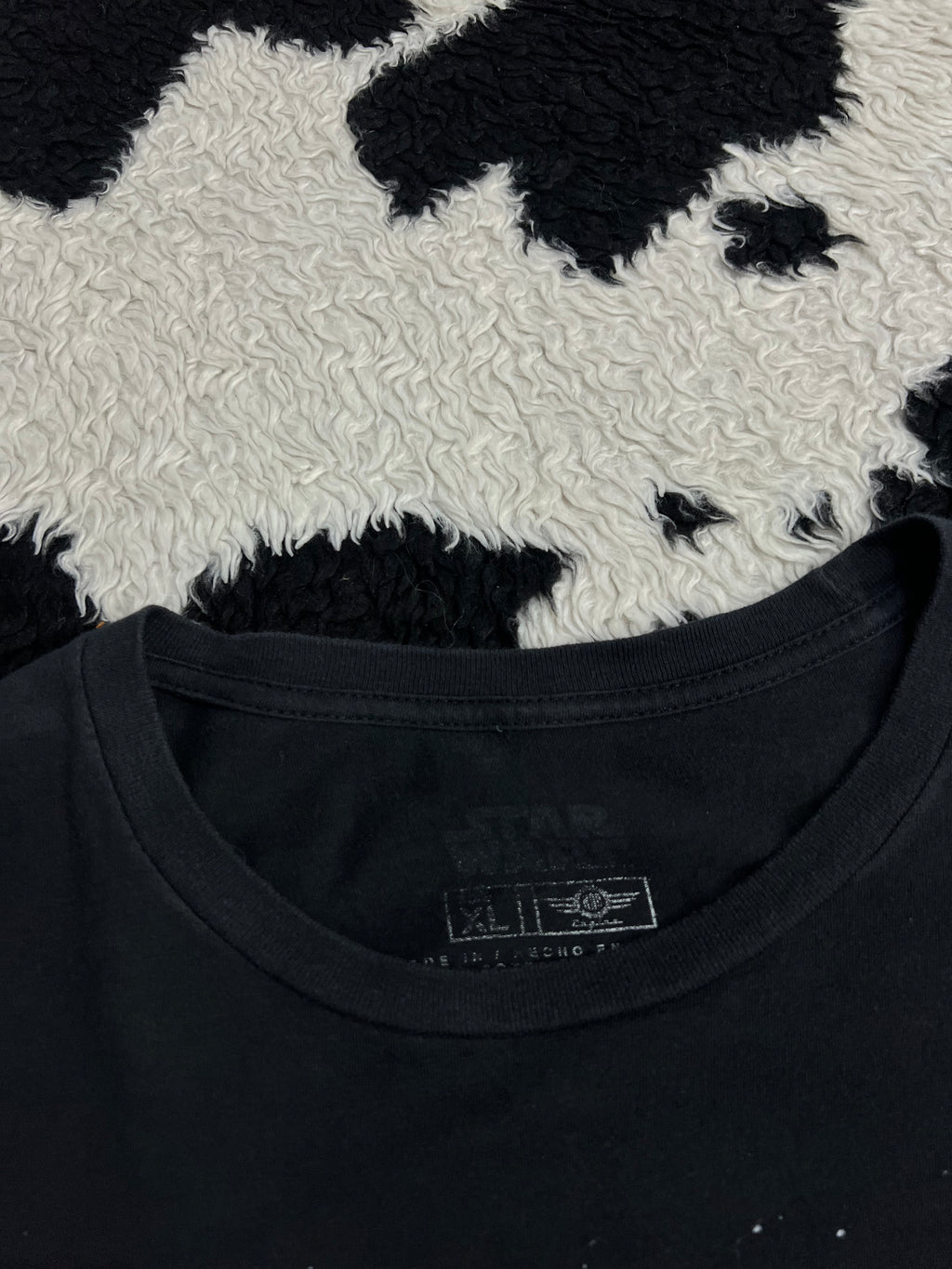 Star Wars - The Force Awakens Tee (Large - Extra Large)