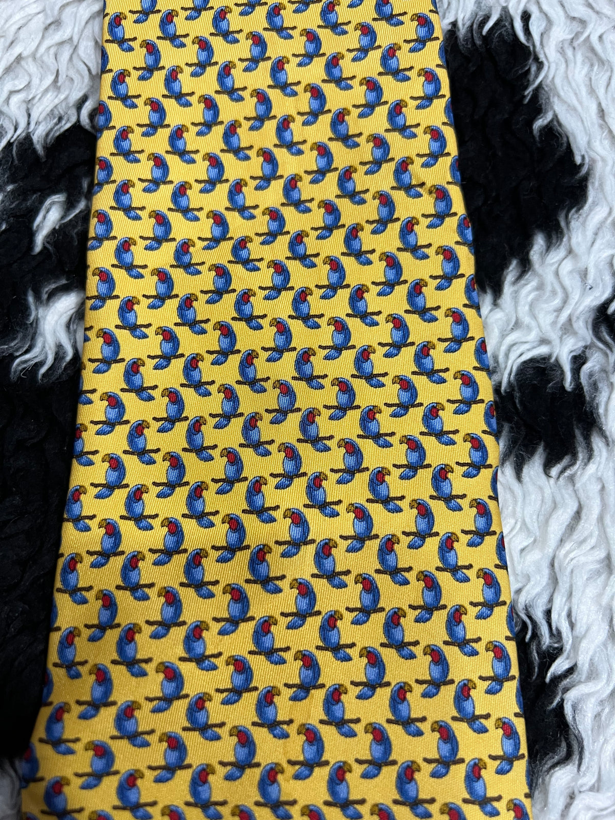 Parrots Tie