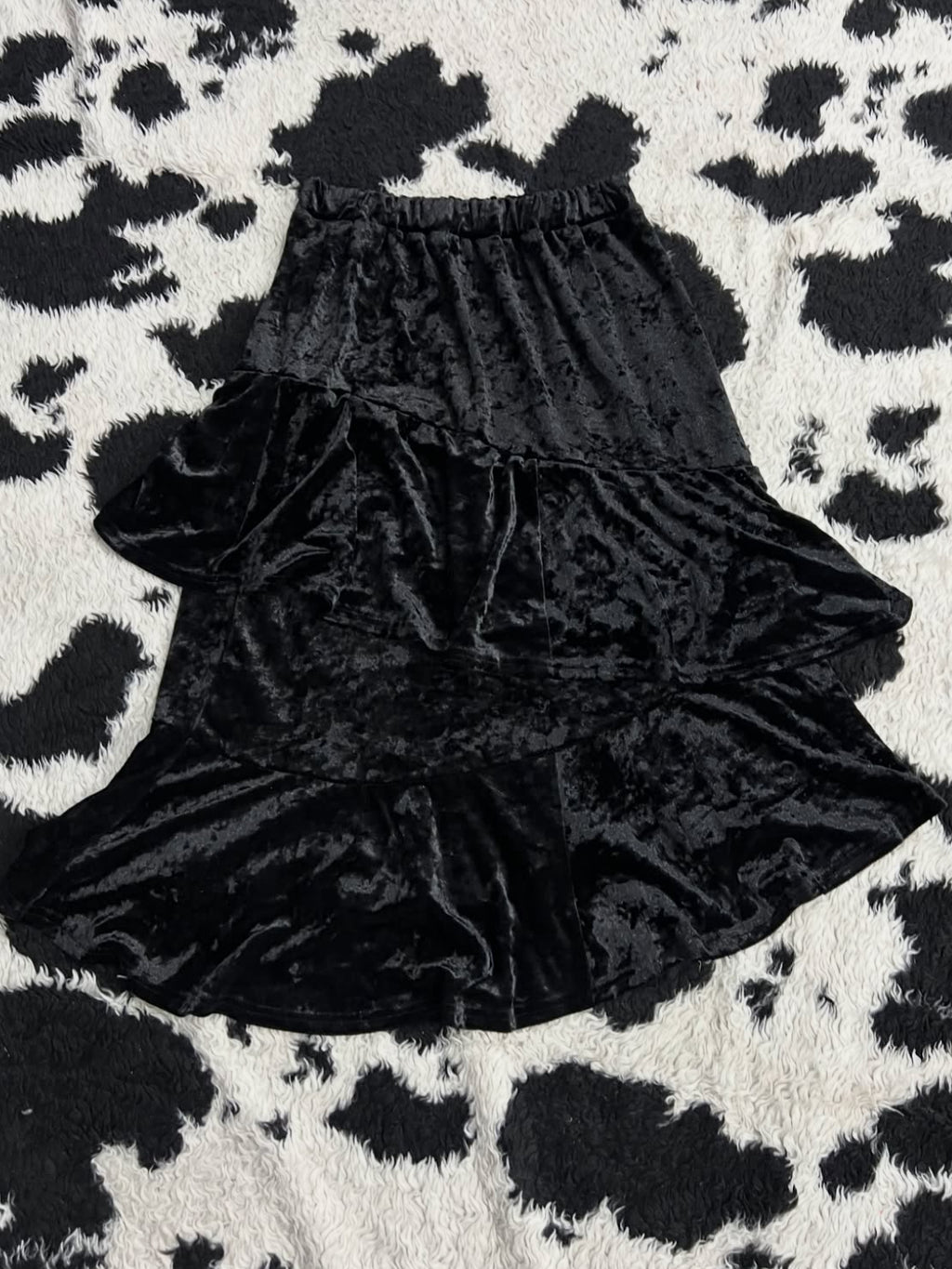 Double-Layered Black Long Velvet Skirt