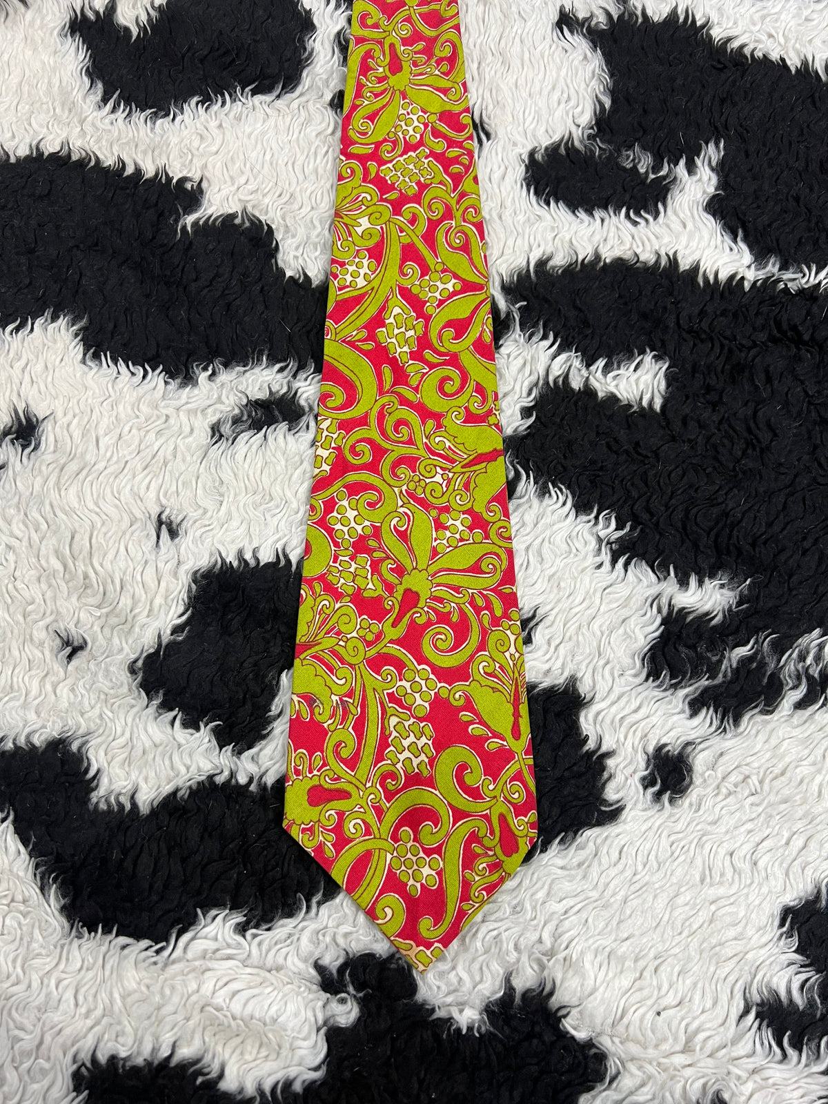 Red & Green Patterned Tie