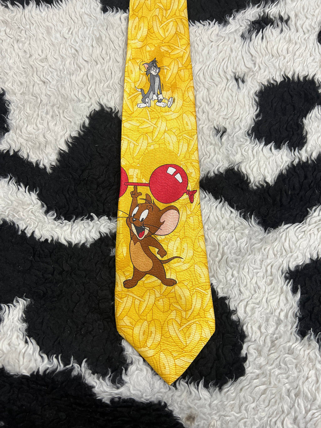 Tom & Jerry Weight Lifting Tie