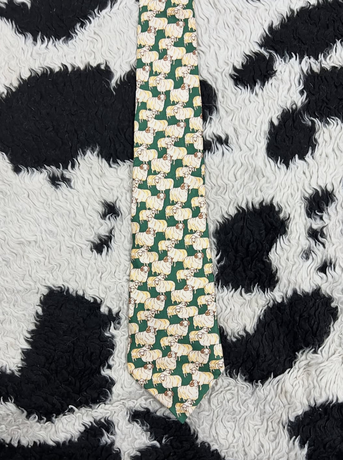 Herd of Sheep Tie
