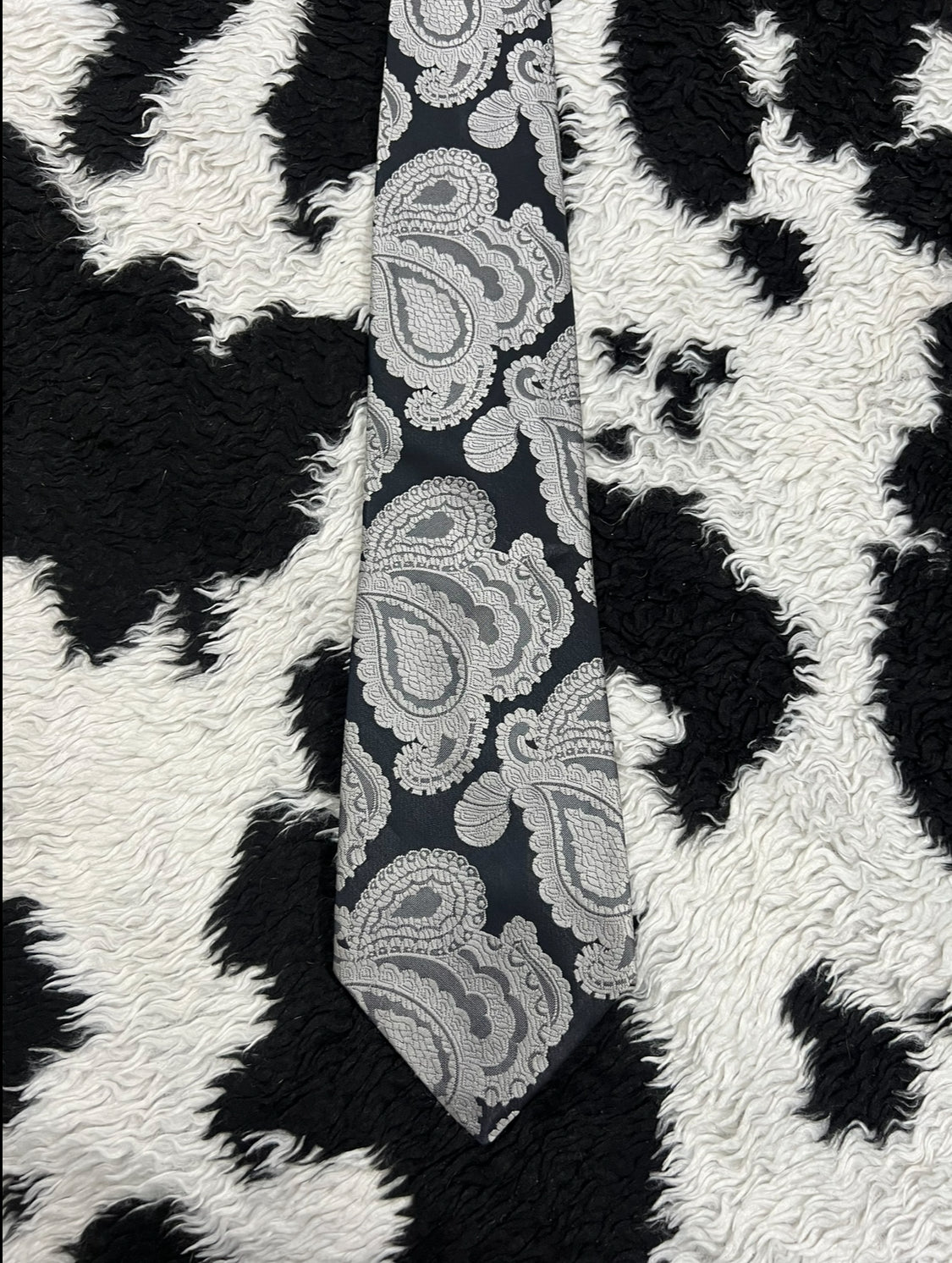 Pierre Cardin Black & Grey Paisley Tie