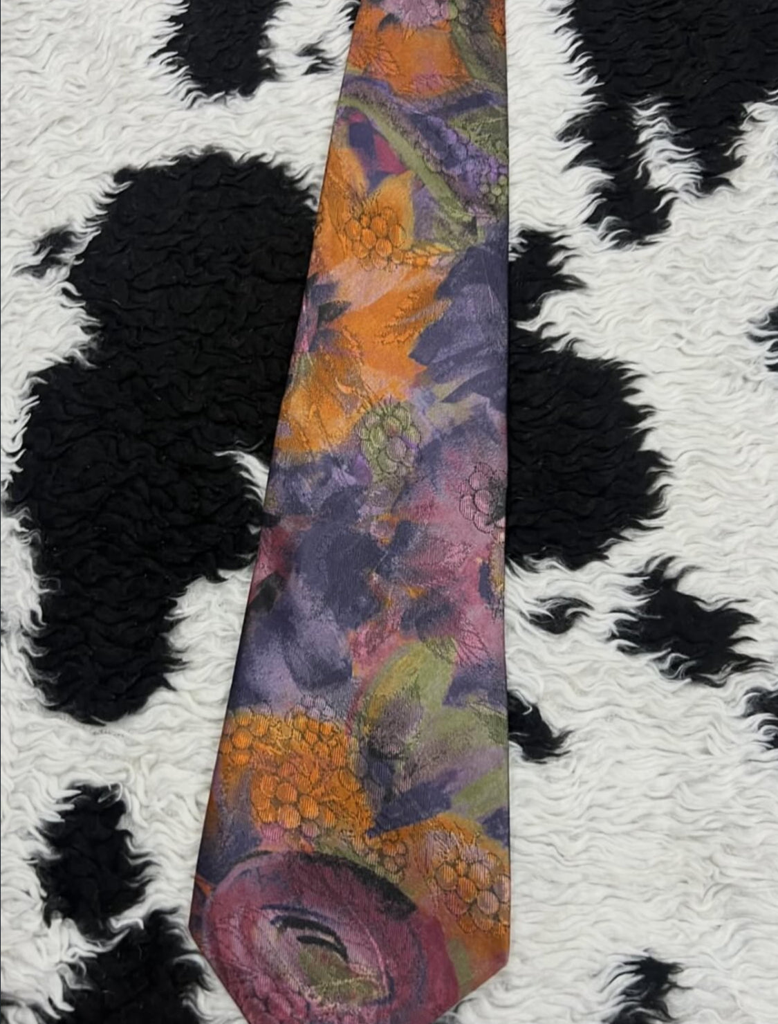 Montagu Purple Grapes Embroidered Tie