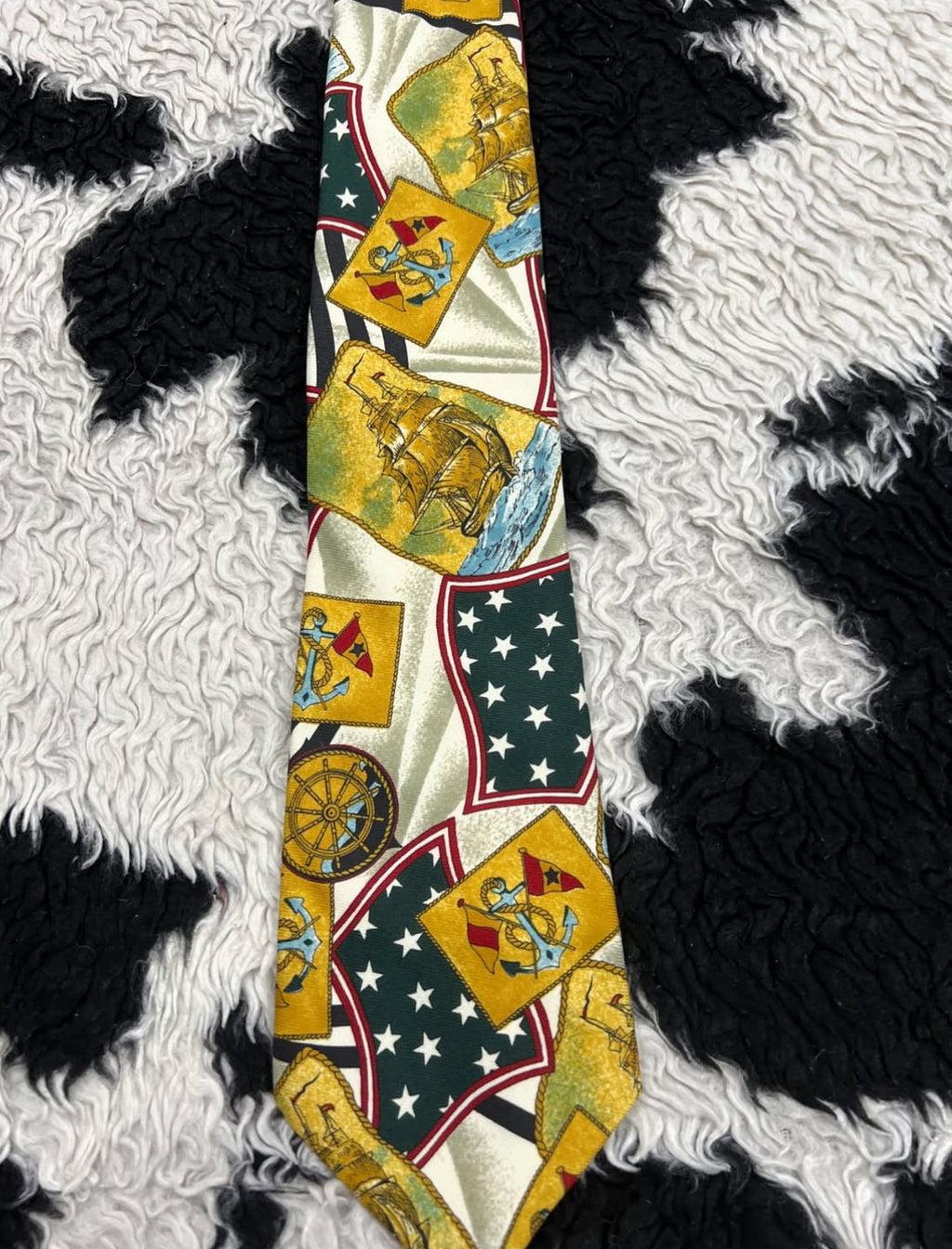 Sailing Ships & Anchors Tie
