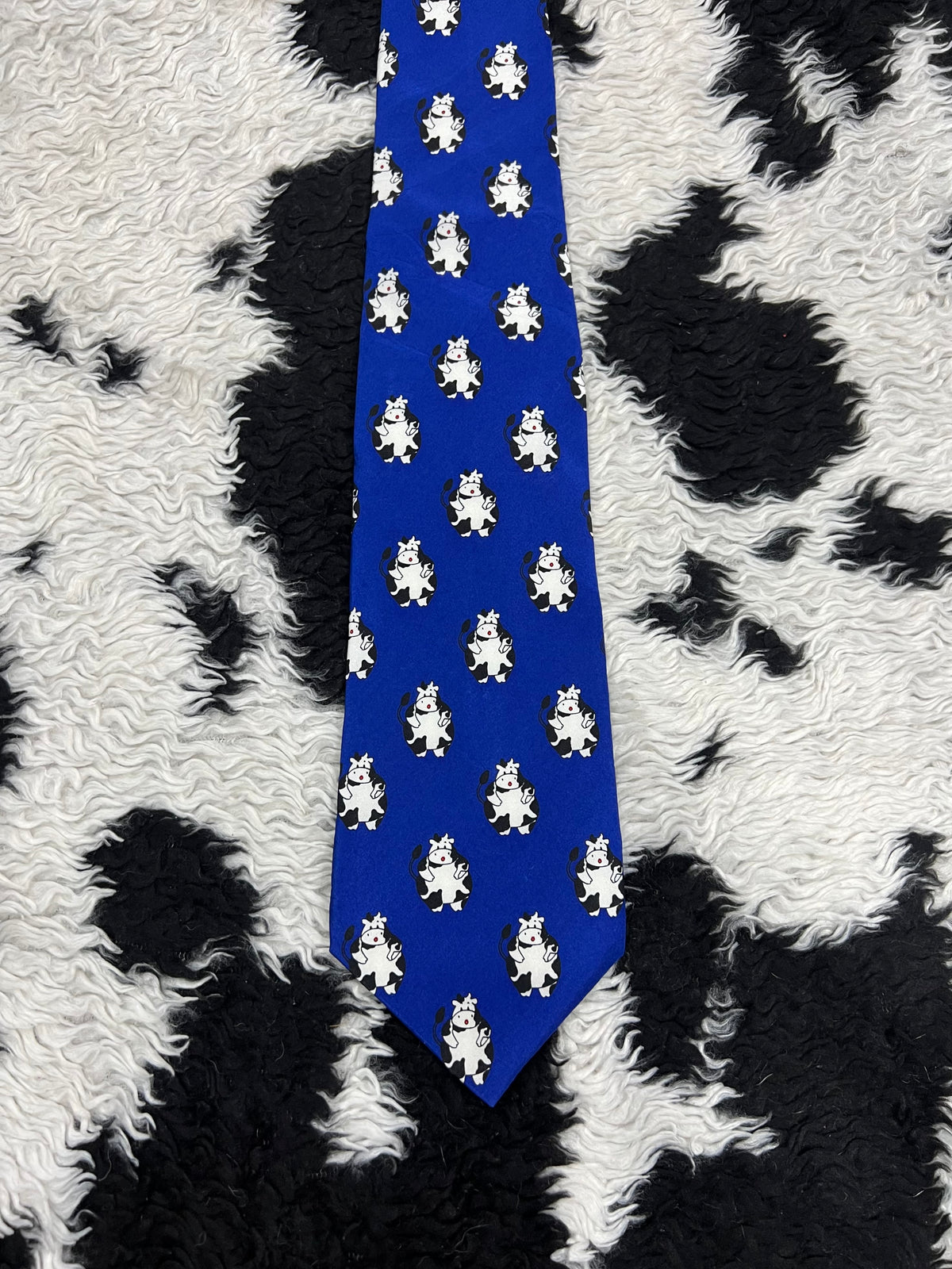 Cow Graphic Tie