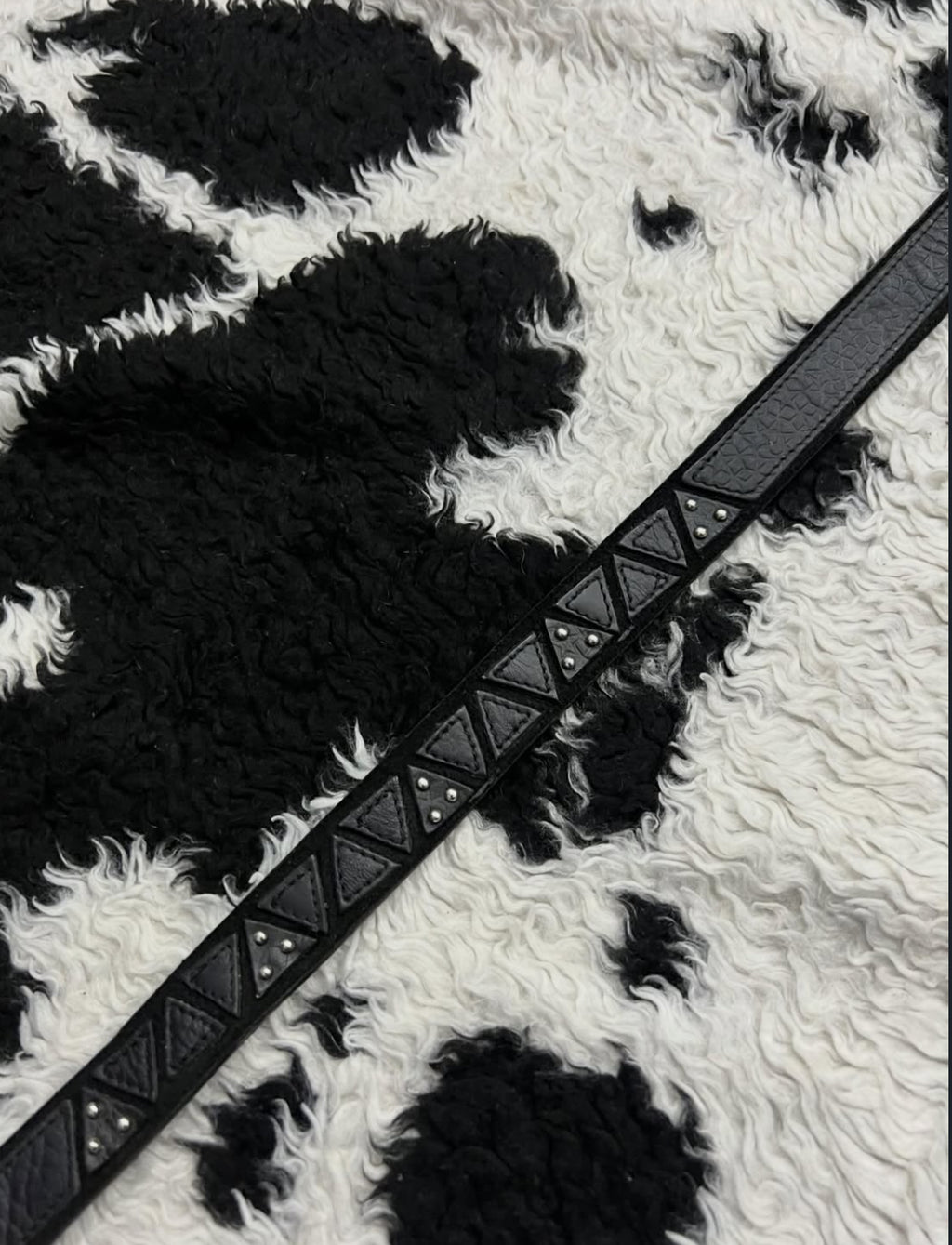 E-Spirit Black Narrow Triangular Belt