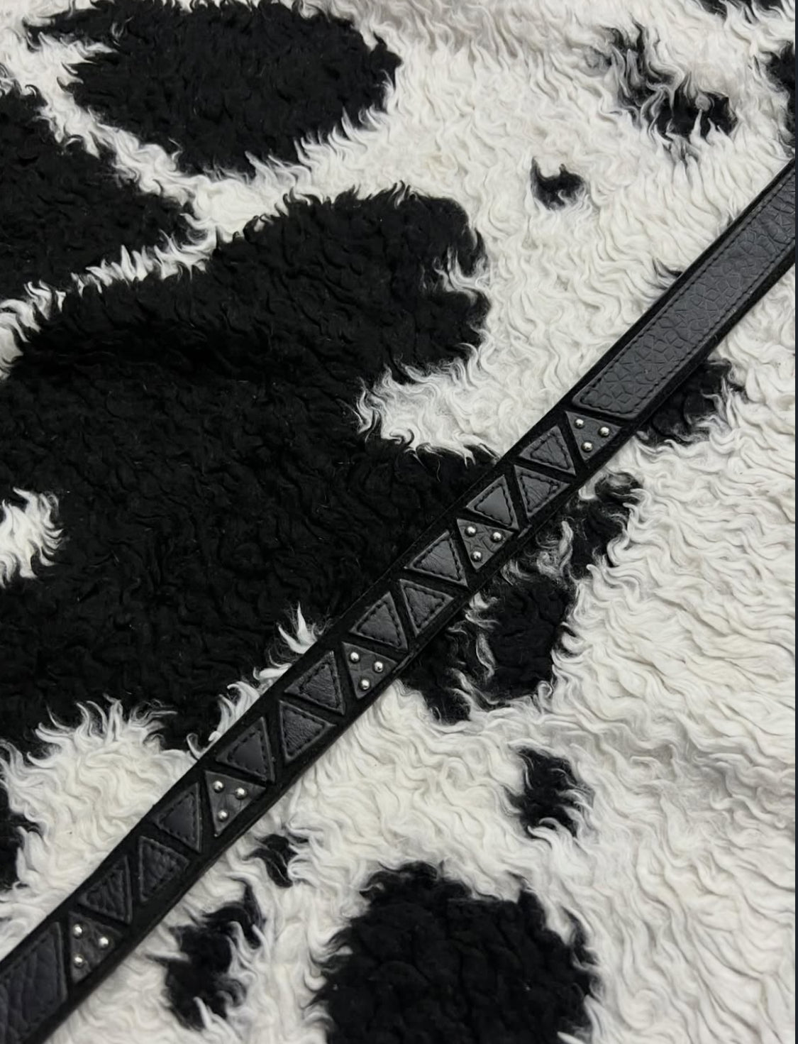 E-Spirit Black Narrow Triangular Belt
