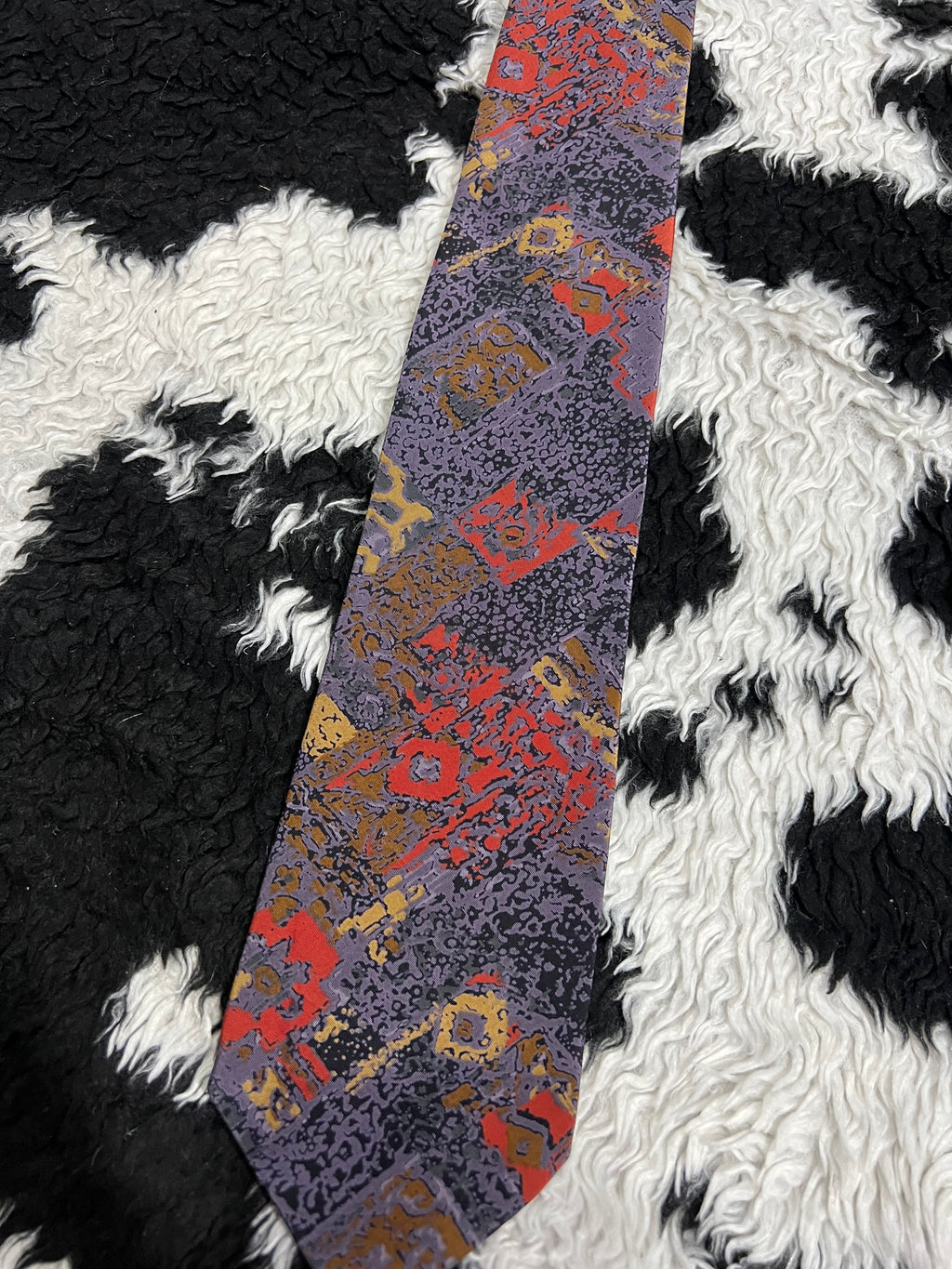 Stringbeans Abstract Tie