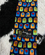 Vibrant Buttonups Tie