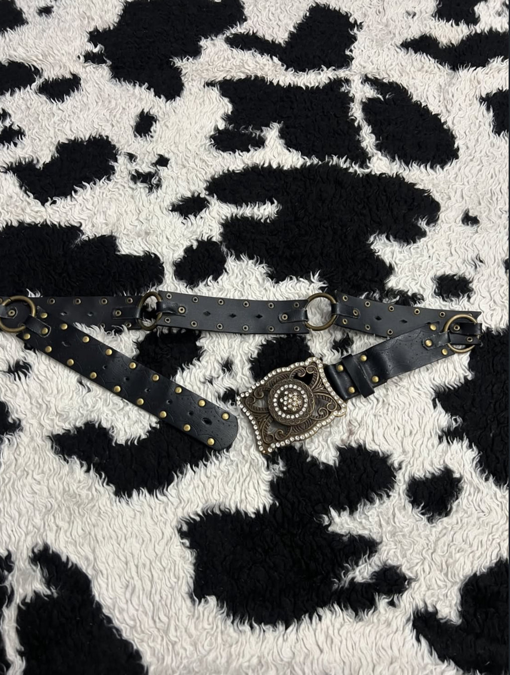 Vintage Buckle Interlinked Black Belt