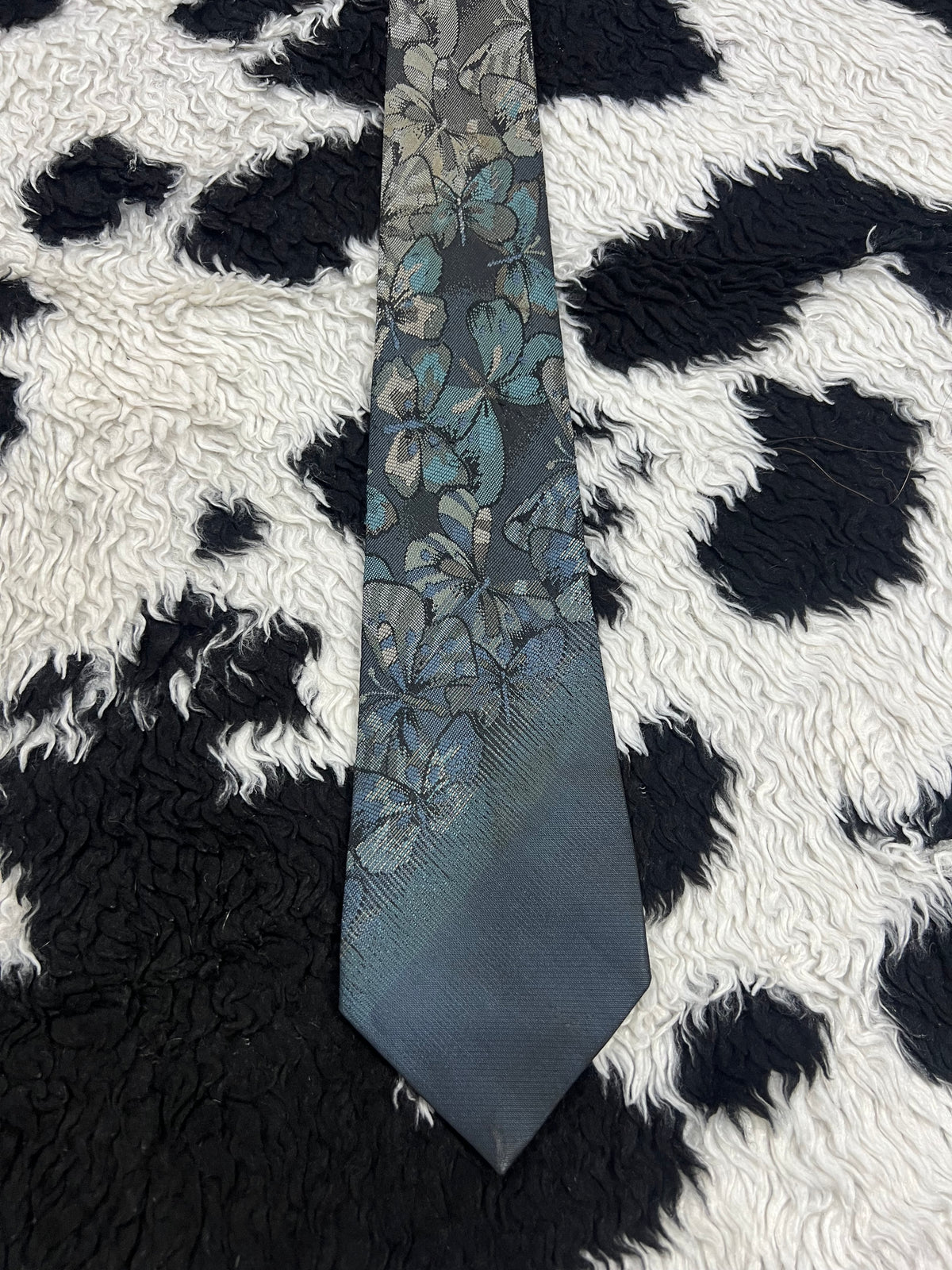 Sovrano Fully Embroidered Butterflies Tie