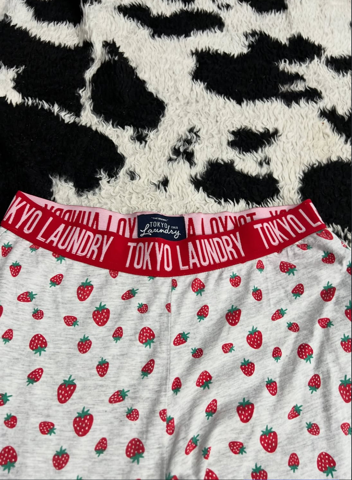 Strawberry Graphic PJs (Medium)