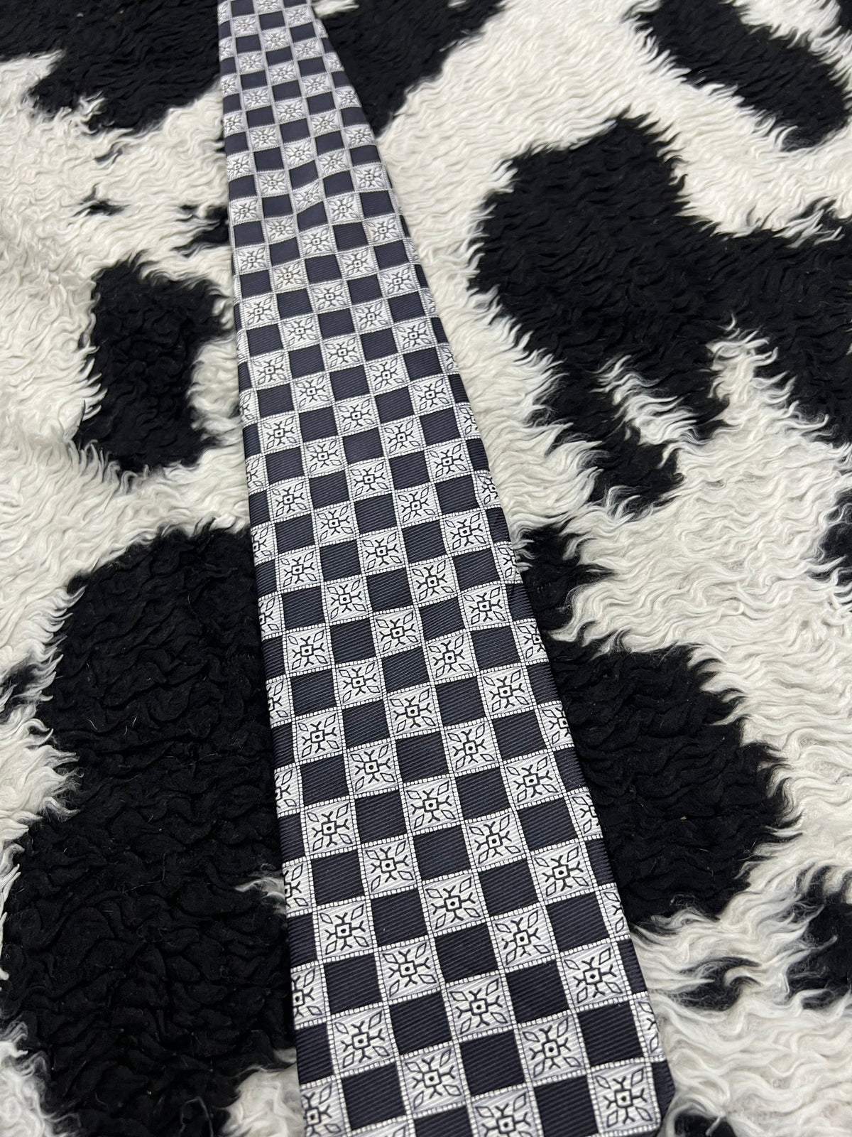 Cavenagh Black & White Tie