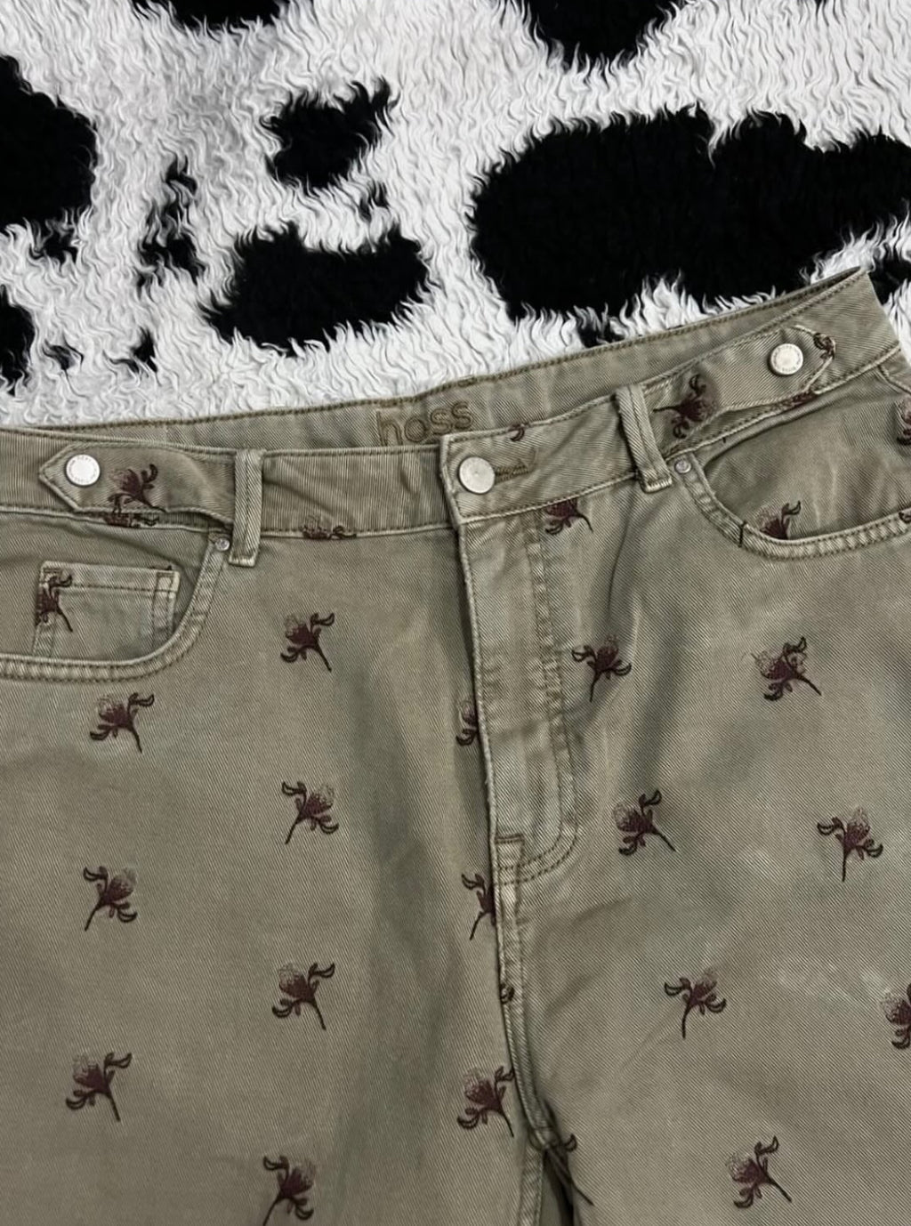 Hoss Floral Embroidered Denims (Waist 32-34)