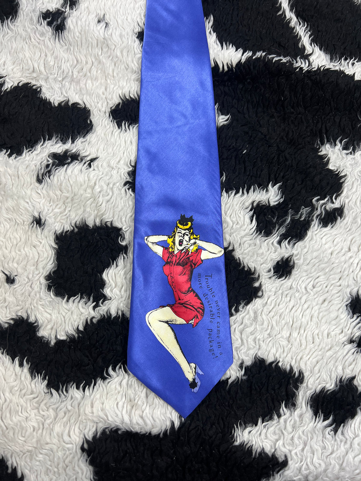 Vintage Robin Ruth "Trouble came in a more desirable package!" Tie