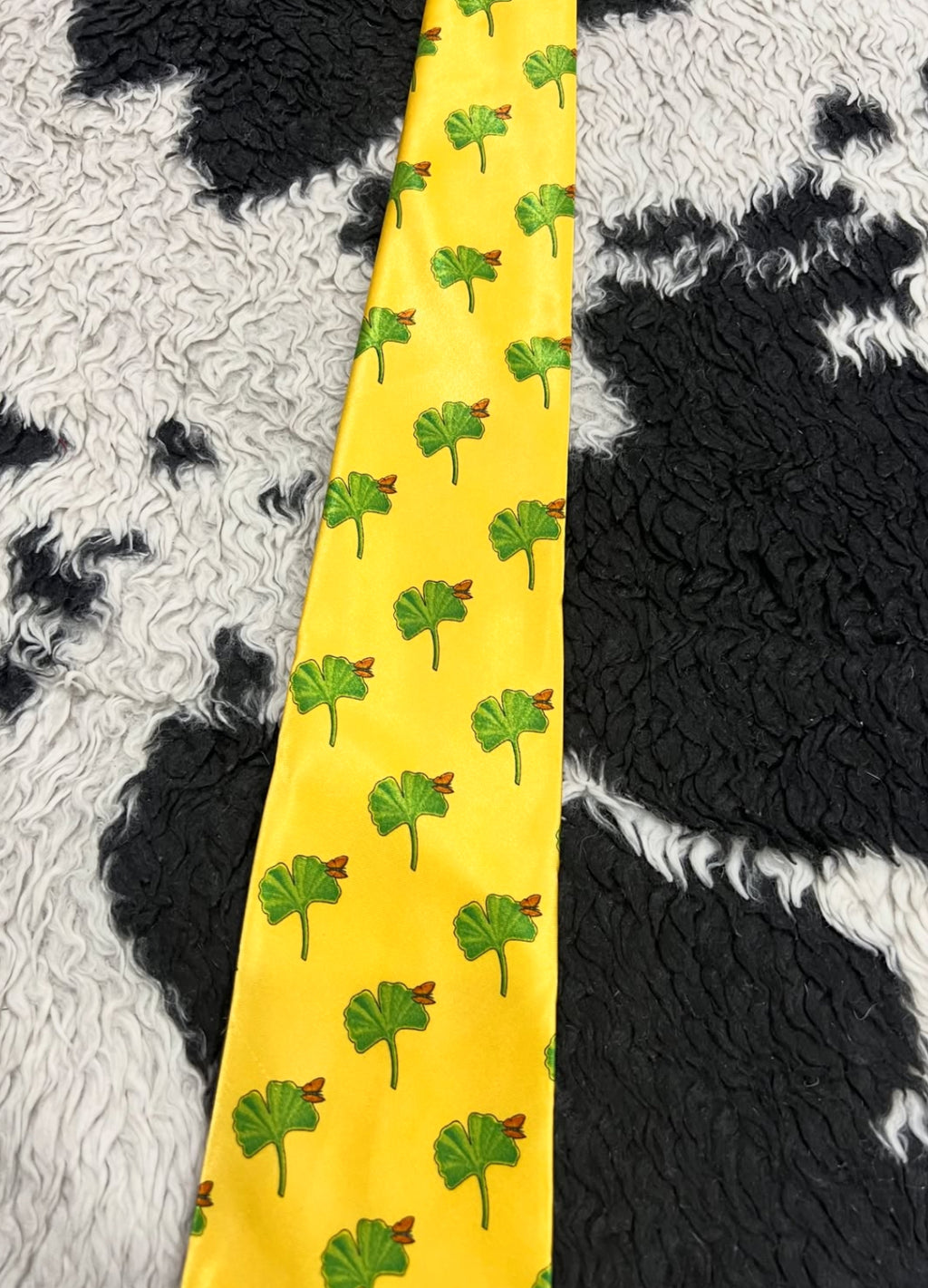 Butterfly on Leaf Tie