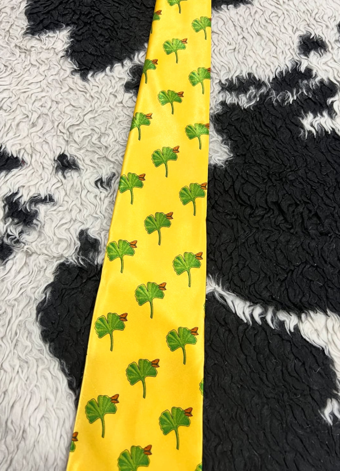 Butterfly on Leaf Tie