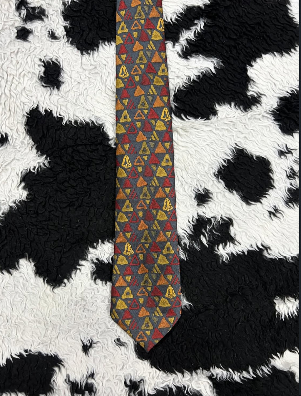 Bell's Geometric Embroidered Tie