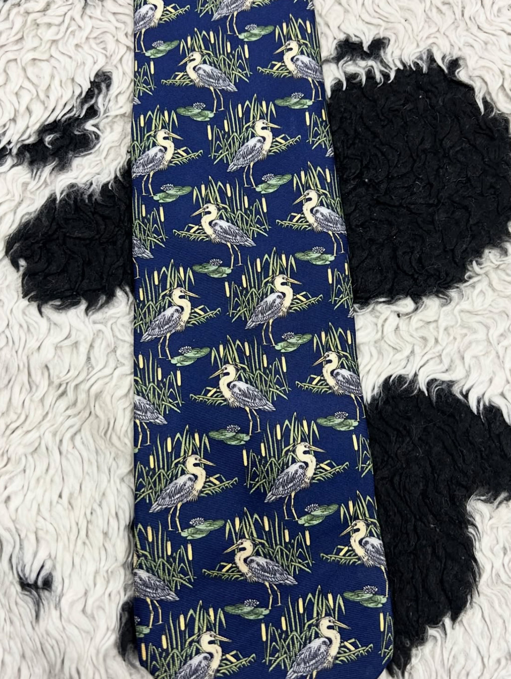 Crane in Pond Tie