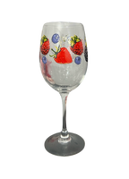 Strawberries & Berries Wine Glass