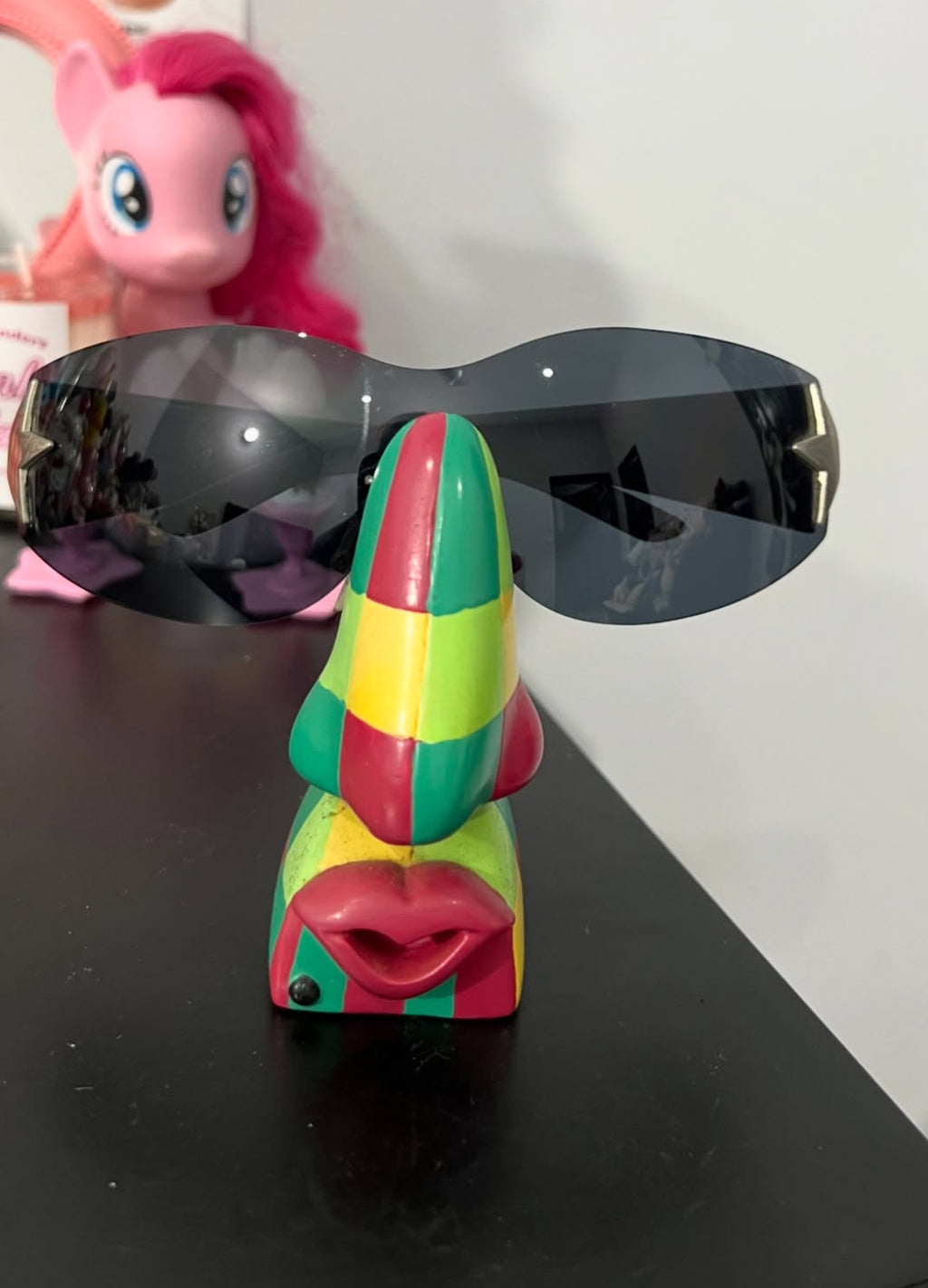 Funky Glasses Holder
