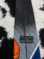 Vintage 1996 Taz Basketball Tie