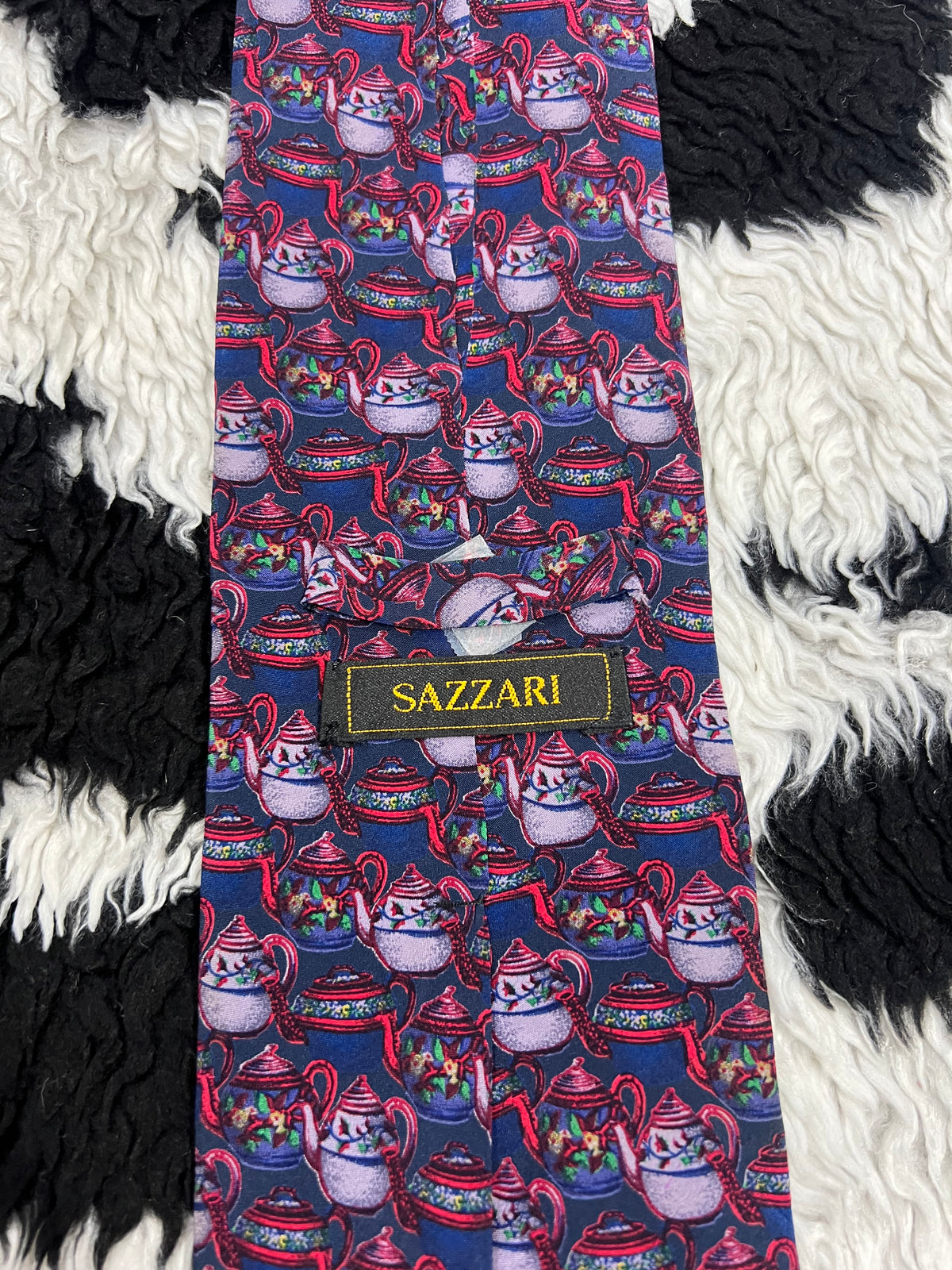 Sazzari Teapots Tie