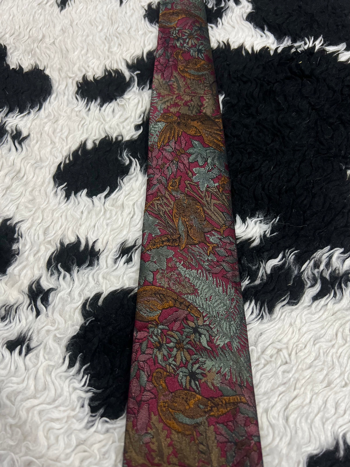 Rage Fully Embroidered Birds in Nature Tie