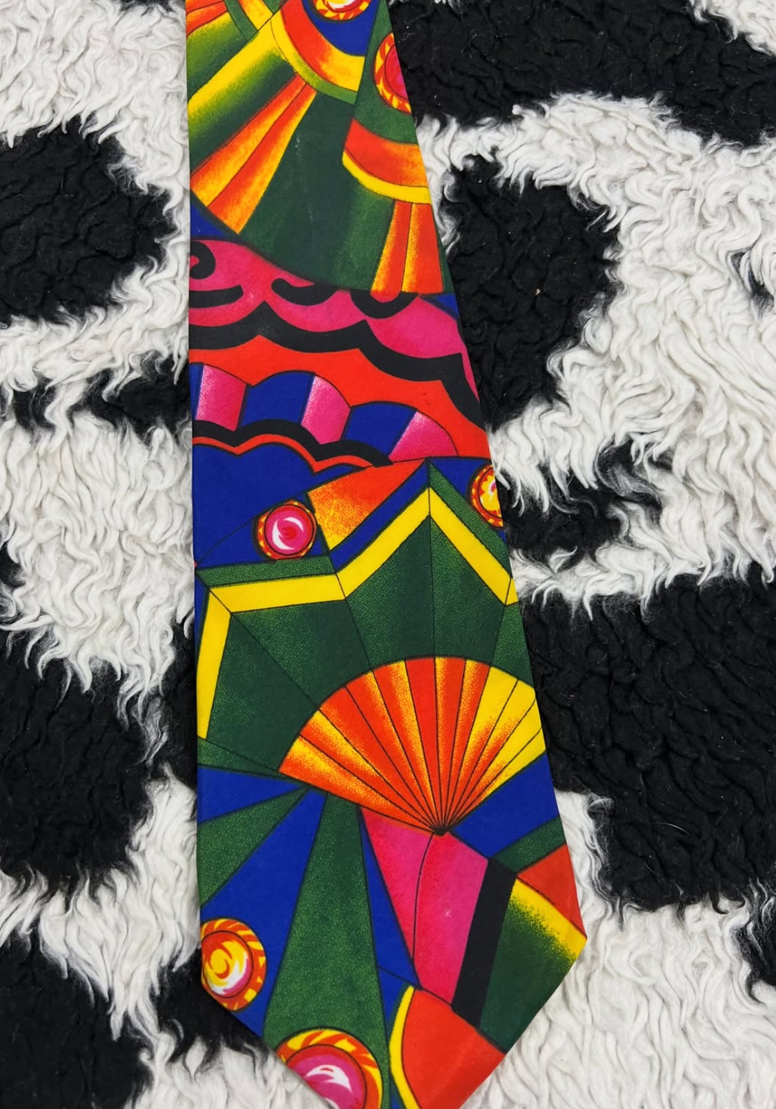Vibrant Abstract Tie