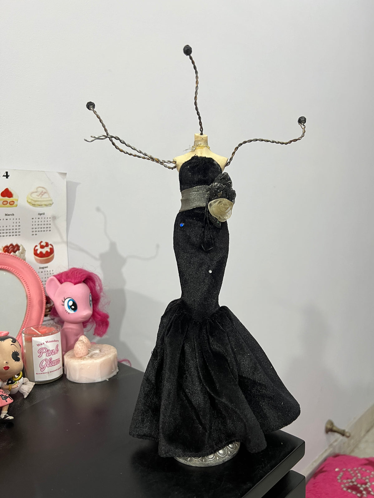 Black Dress Jewelry Mannequin