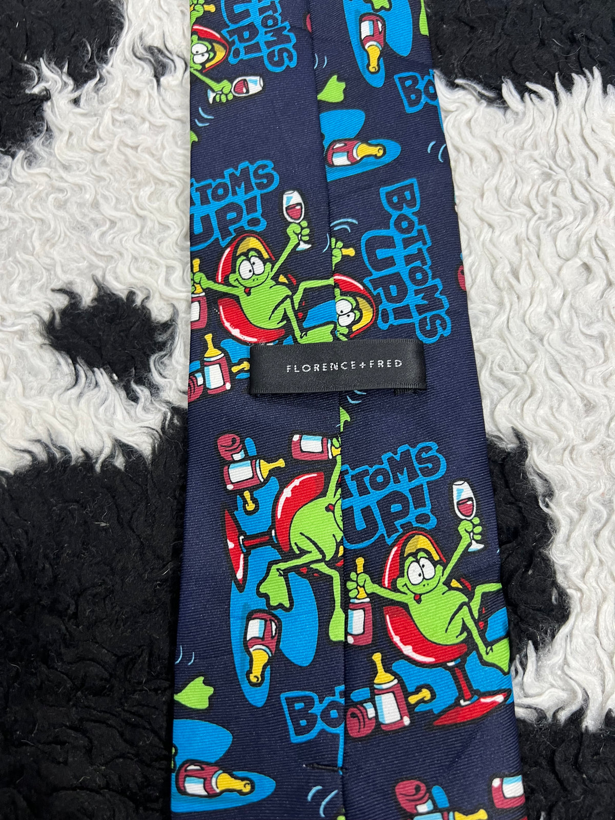 Bottoms Up Frog Tie