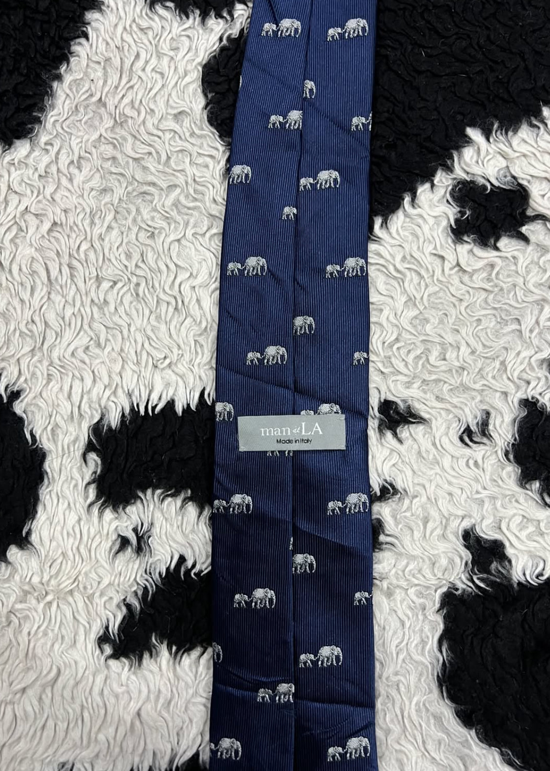 Pair of Elephants Tie