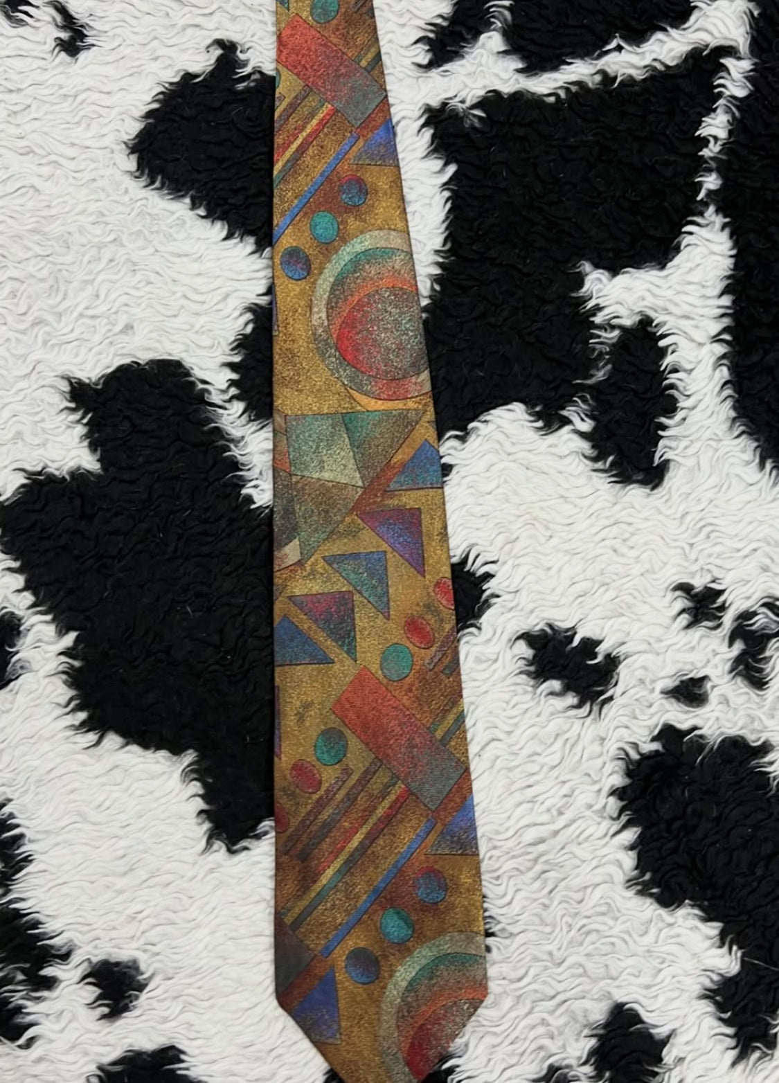 Geometric Embroidered Tie