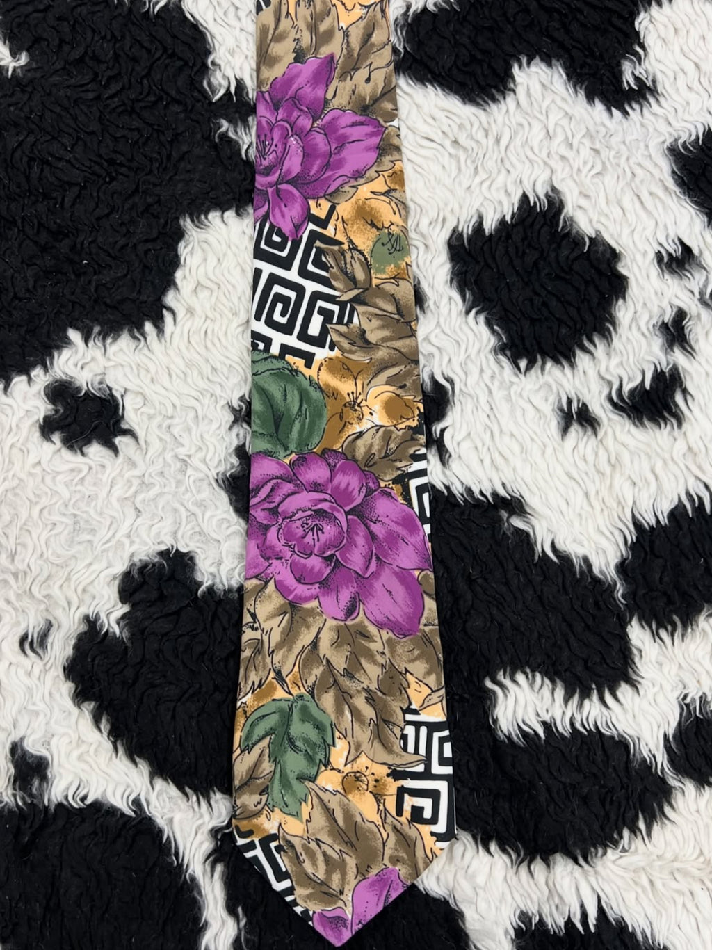 Purple Flowers Graphic Tie