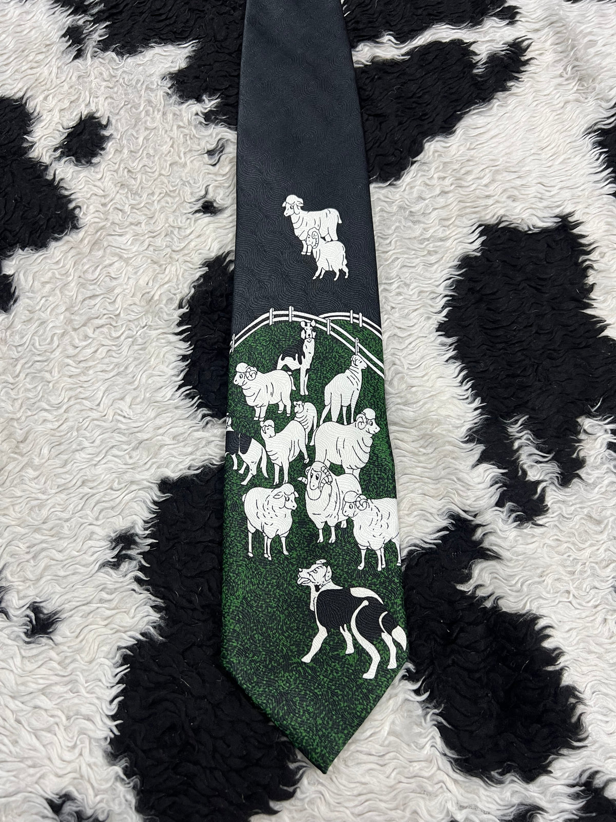 Herd of Sheep Tie