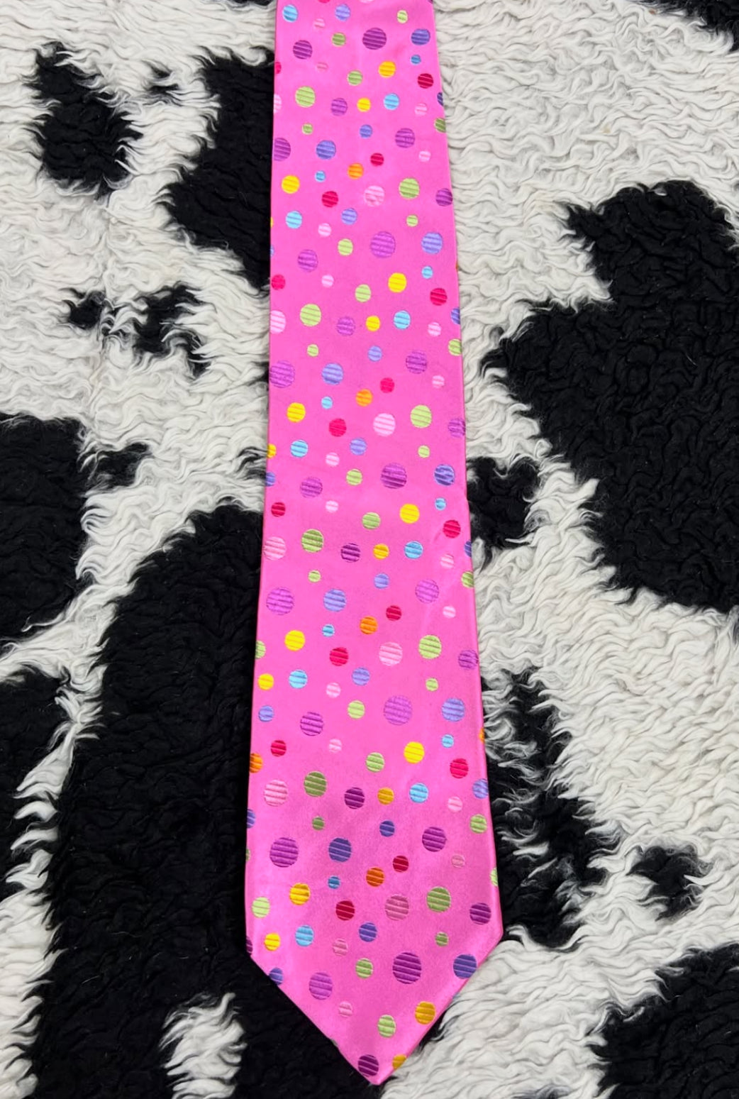 Vibrant Pink Embroidered Dotted Tie