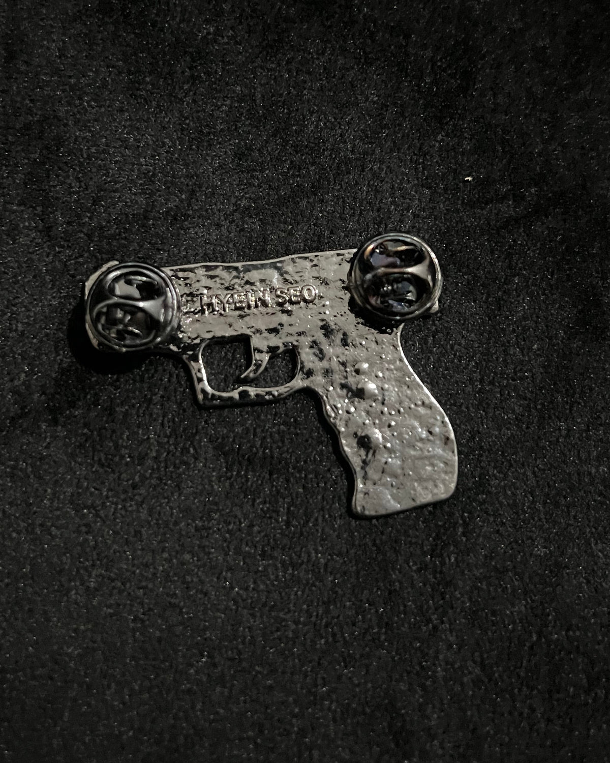 Wasteland Gun Metal Pin