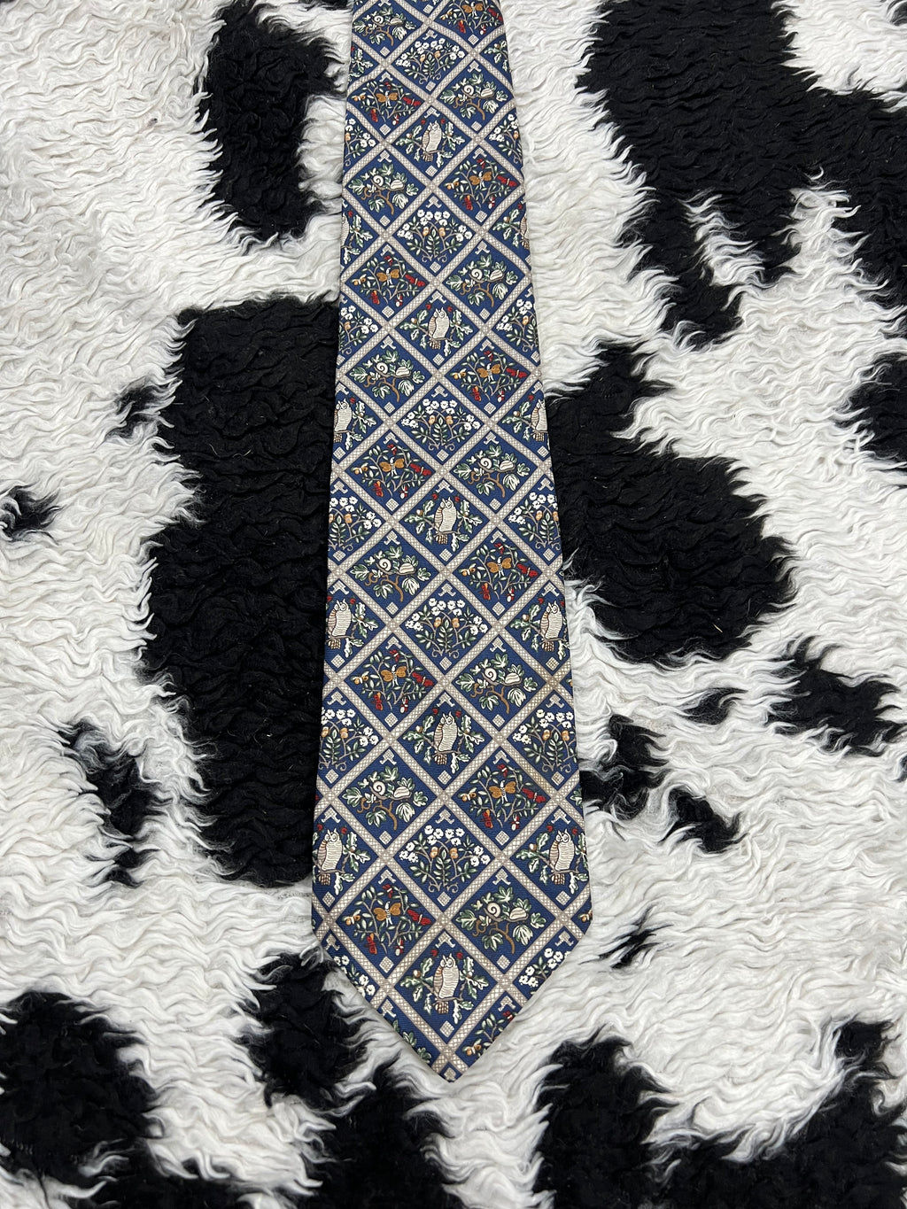 V&A Musuem Owls & Butterflies Tie
