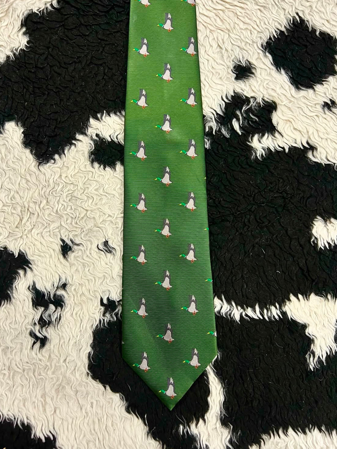 Flying Ducks Tie