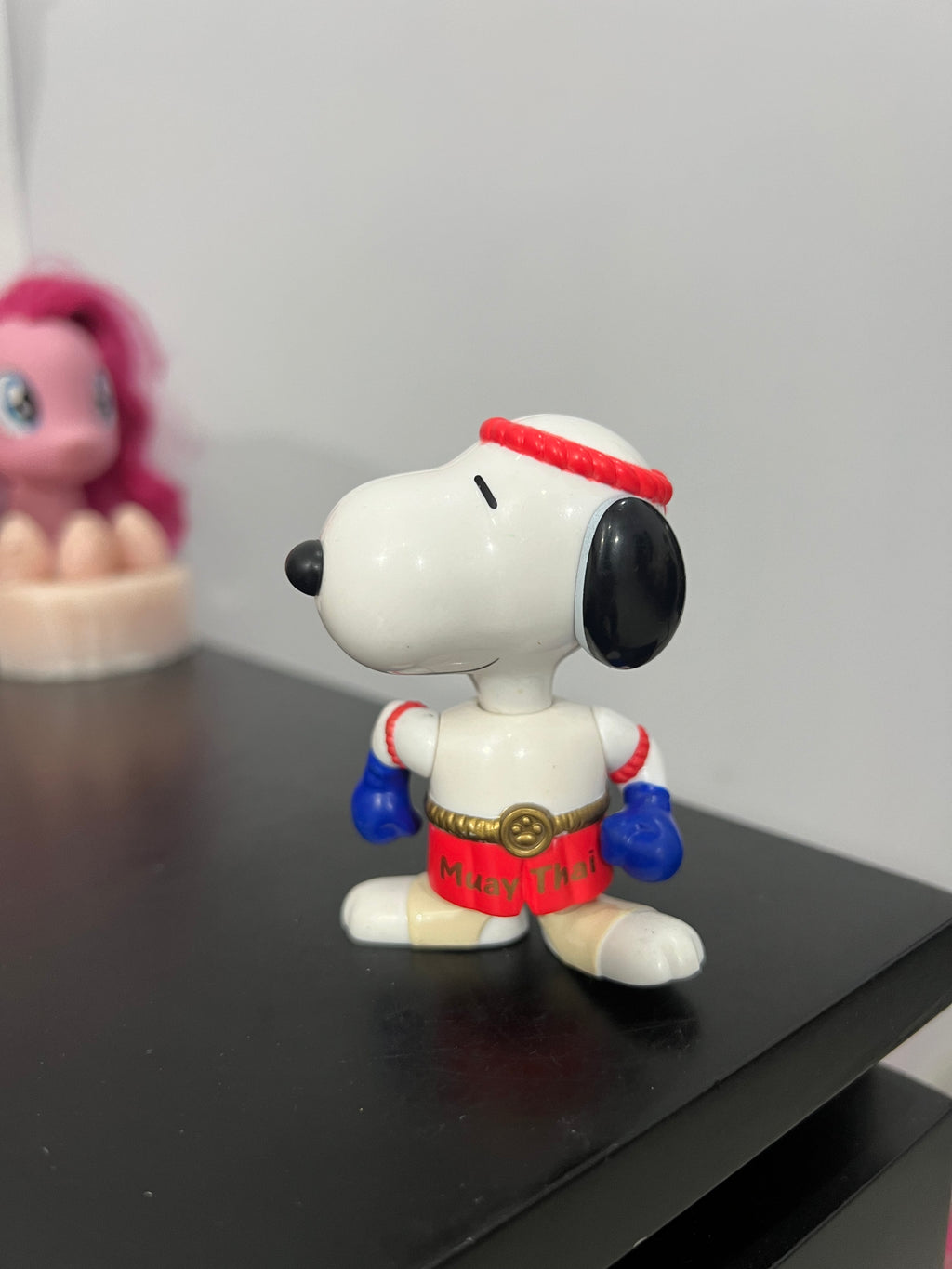 Vintage 1999 Thailand Snoopy Boxer Figurine