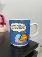 Vintage Garfield "Some people have no respect for slow risers" Cup