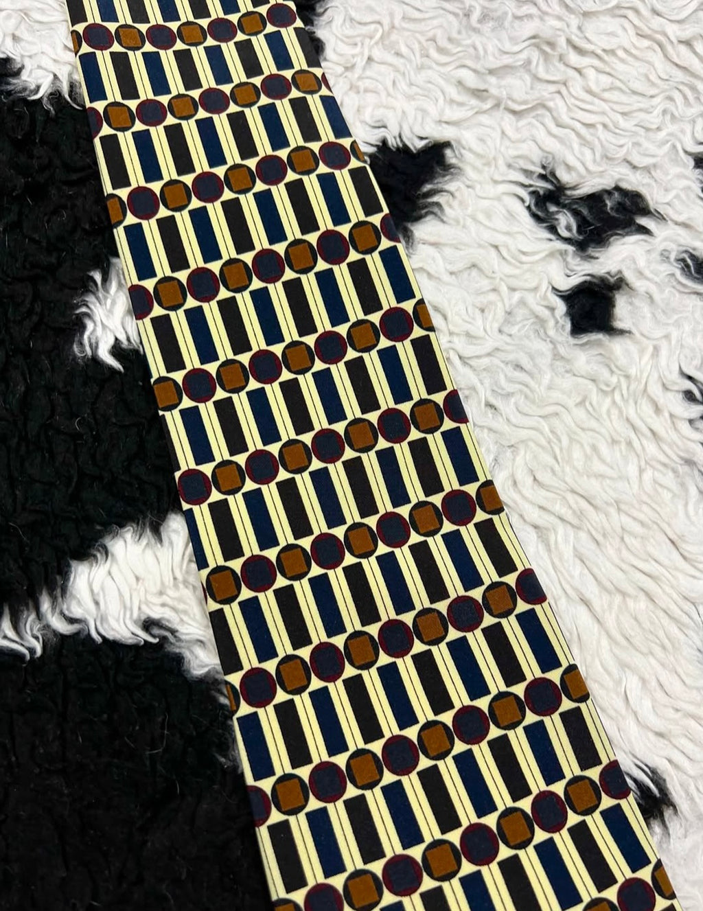 Brown Geometric Tie